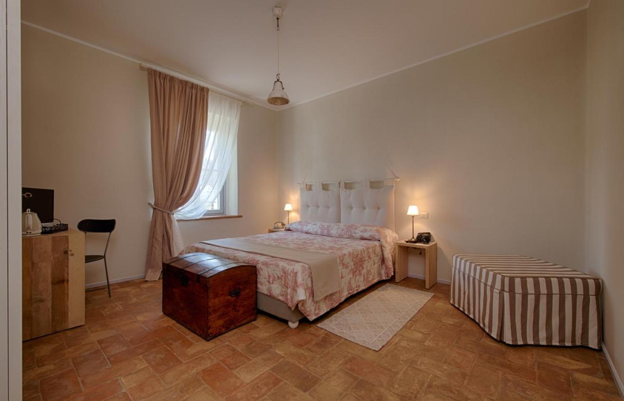 Agriturismo Poderedodici Orbetello Exterior foto